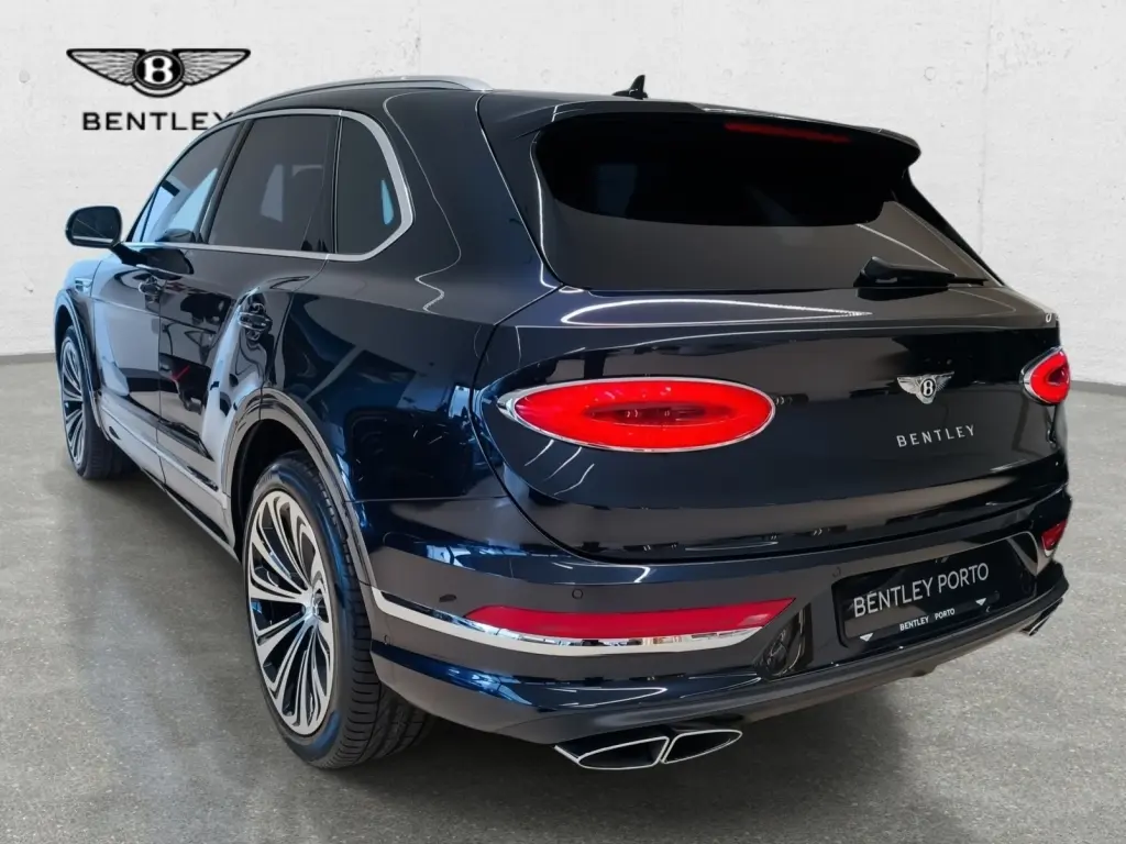 Image for 2024 Bentayga Azure V8 at position 3