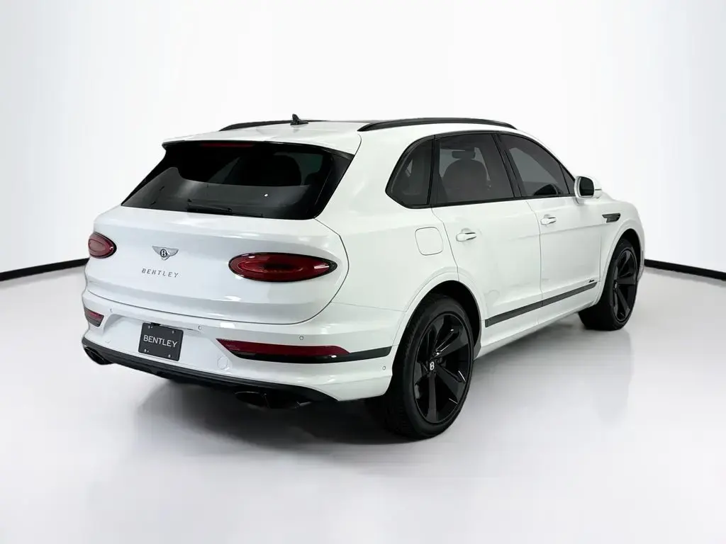 Image for 2024 Bentayga Azure V8 at position 3