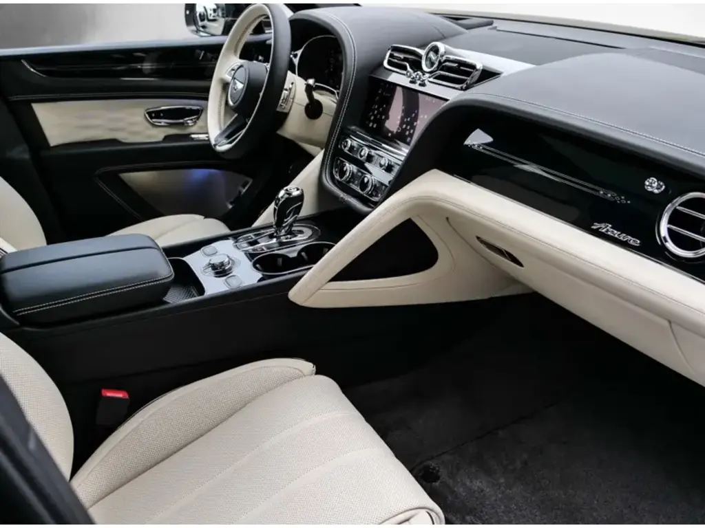 Image for 2026 Bentayga Azure V8 at position 2