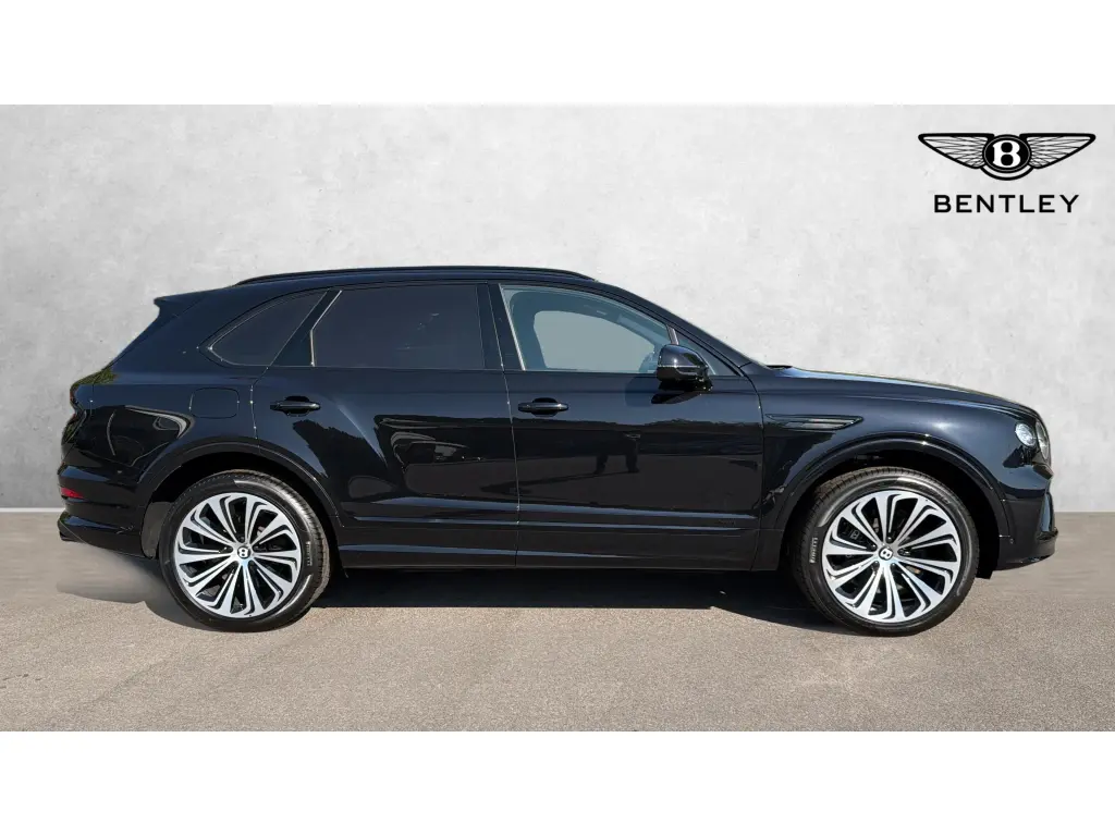Image for 2026 Bentayga Azure V8 at position 5