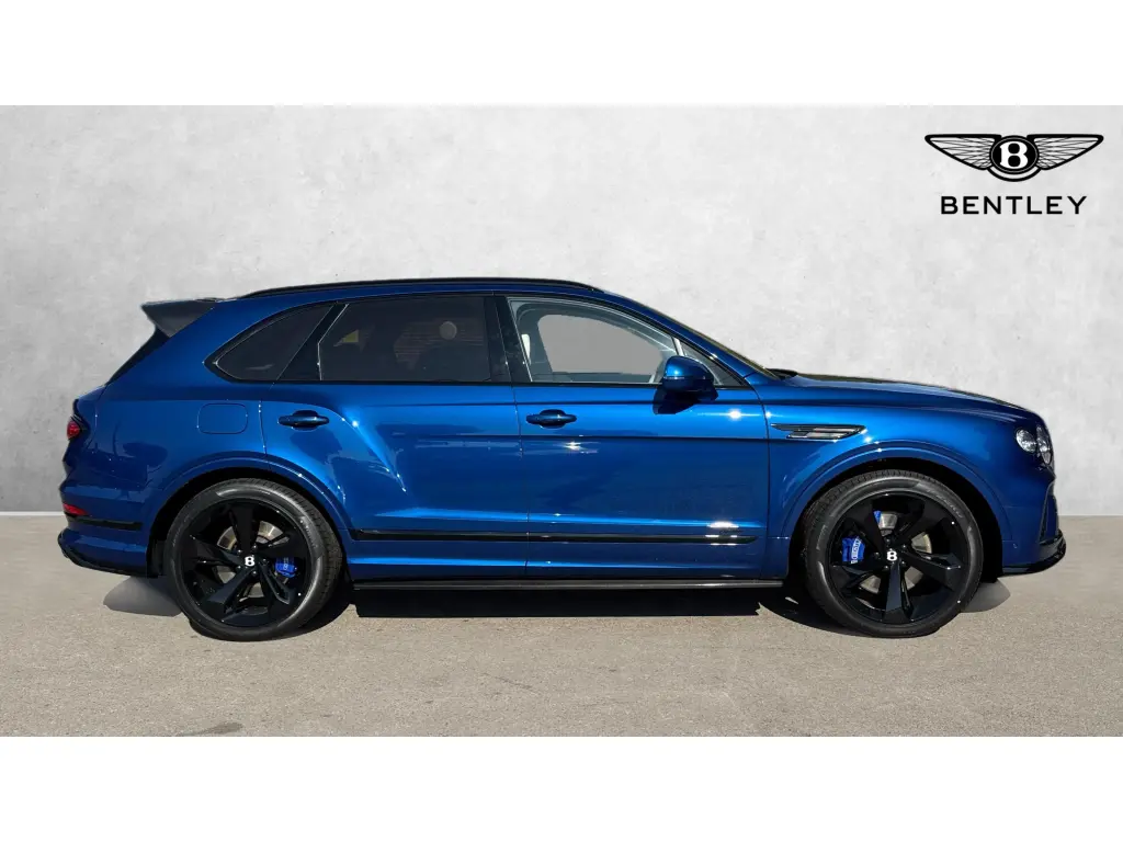 Image for 2026 Bentayga Azure V8 at position 5