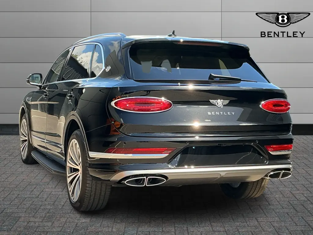 Image for 2026 Bentayga EWB Atelier Edition V8 at position 3