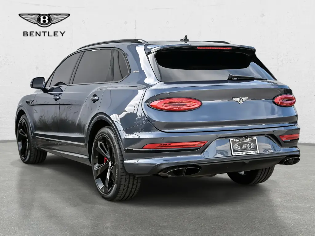 Image for 2023 Bentayga EWB Azure First Edition V8 at position 3