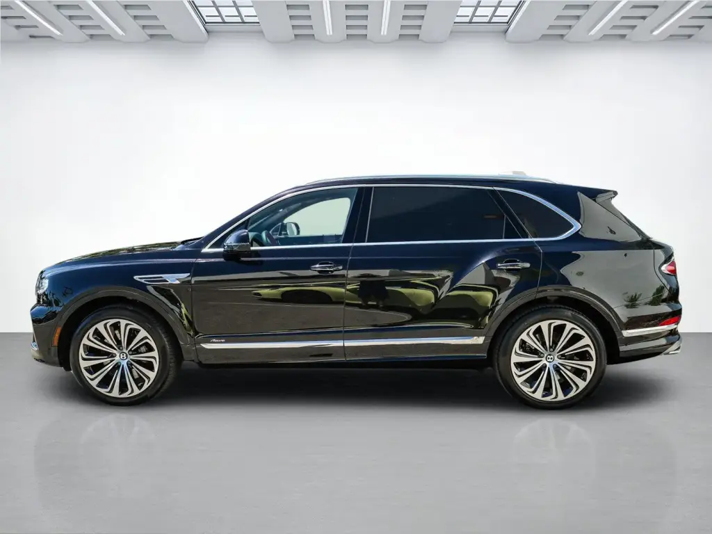 Image for 2023 Bentayga EWB Azure V8 at position 5