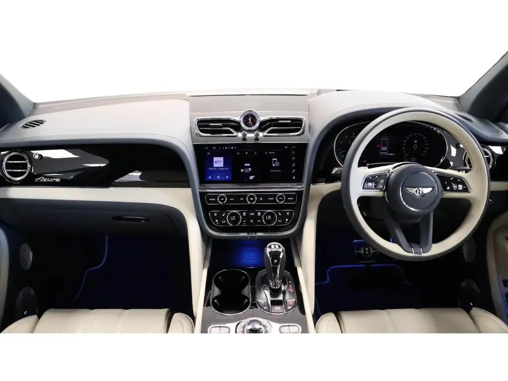 Image for 2025 Bentayga EWB Azure V8 at position 4