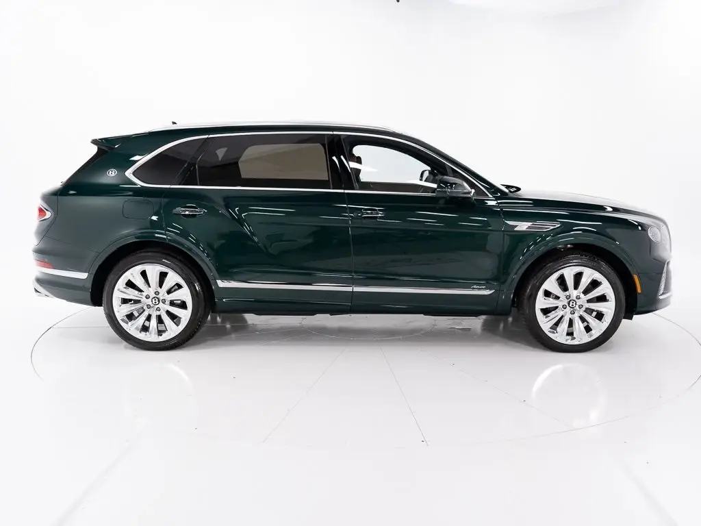 Image for 2025 Bentayga EWB Azure V8 at position 5