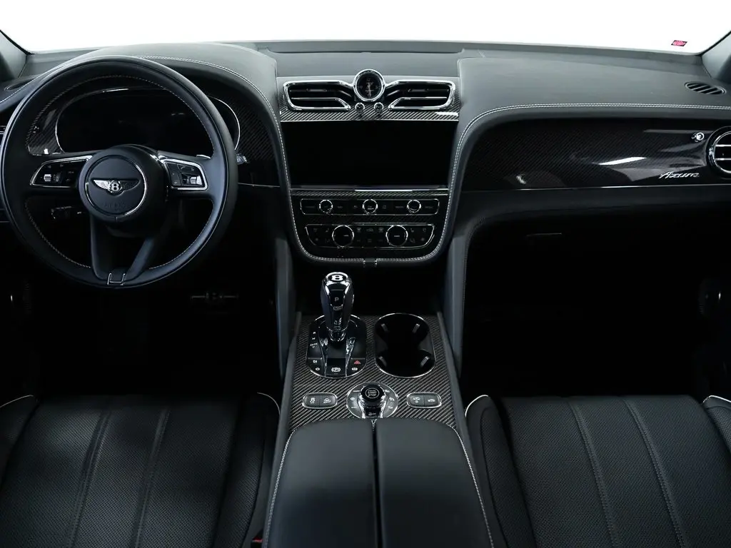 Image for 2025 Bentayga EWB Azure V8 at position 4