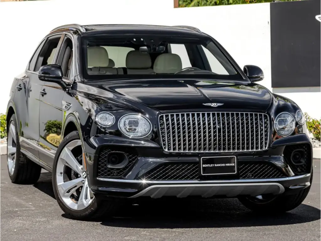 2023 Bentley Bentayga EWB V8
