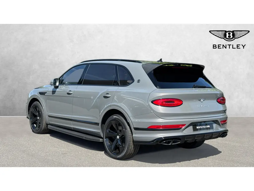 Image for 2025 Bentayga EWB V8 at position 3