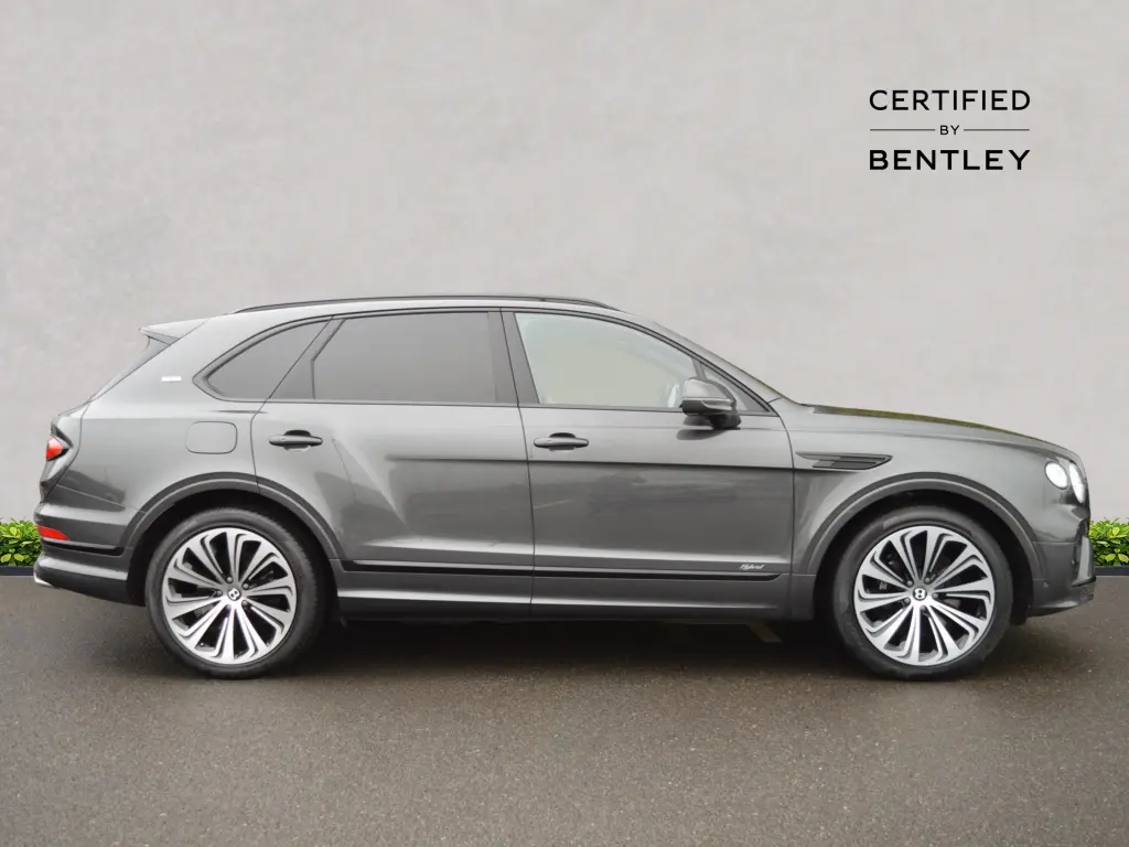 Image for 2021 Bentayga First Edition V6 Hybrid at position 5