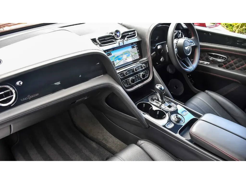 Image for 2020 Bentayga First Edition V8 at position 2