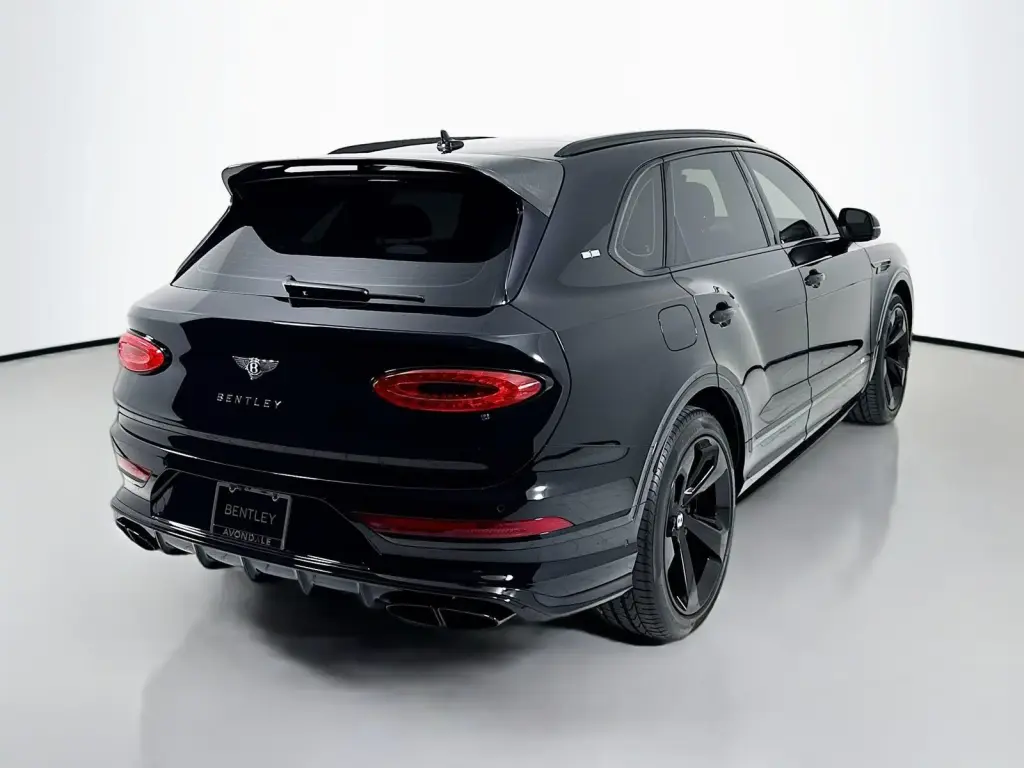Image for 2021 Bentayga First Edition V8 at position 3
