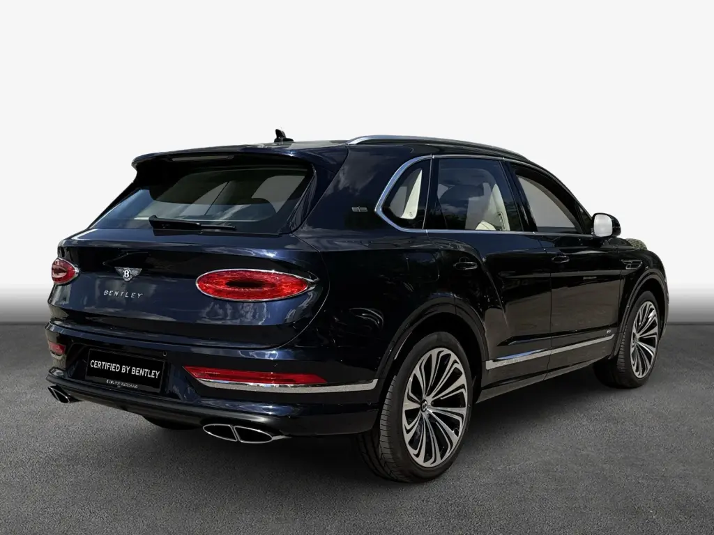 Image for 2022 Bentayga First Edition V8 at position 3