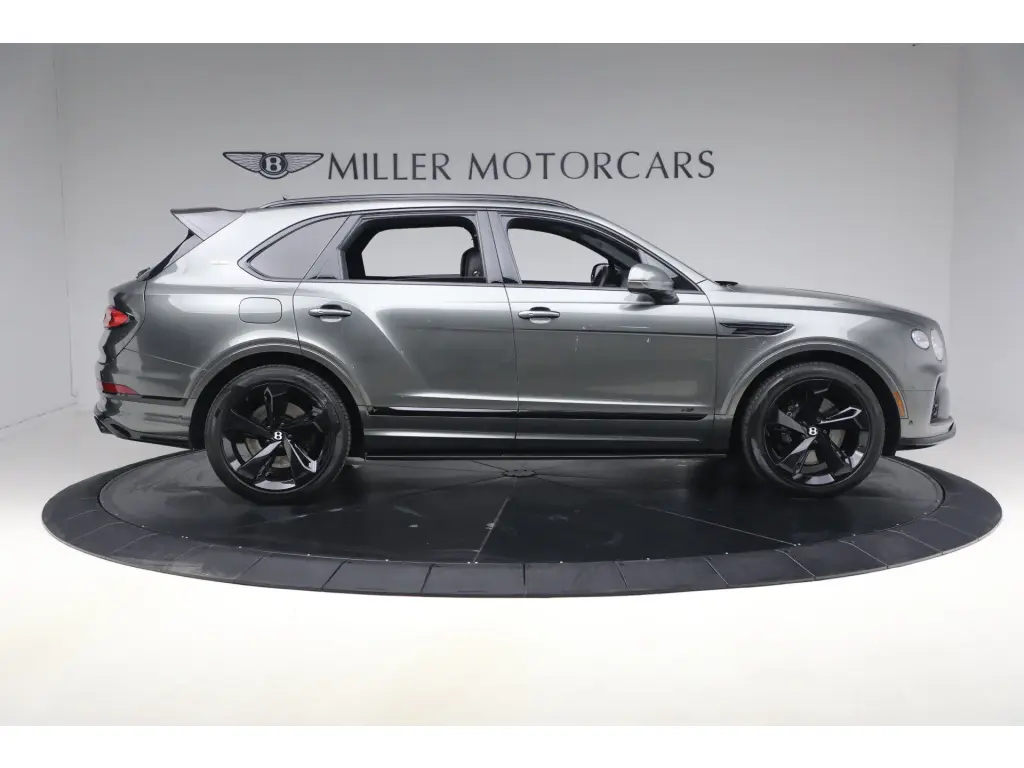 Image for 2022 Bentayga First Edition V8 at position 5