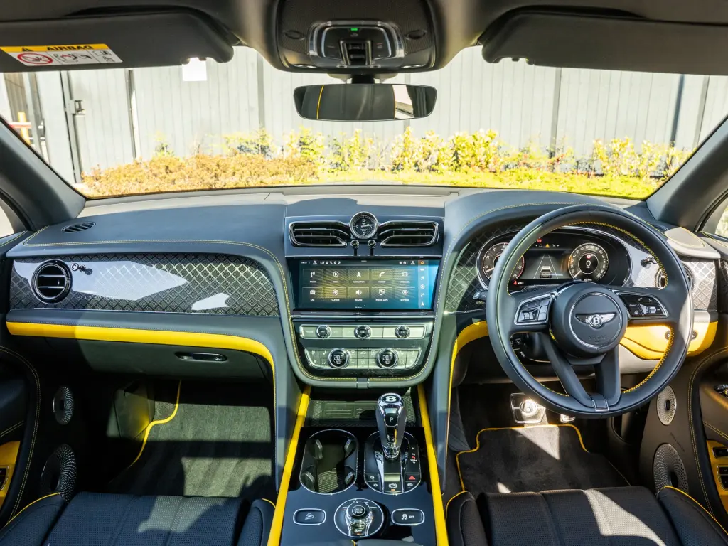 Image for 2024 Bentayga S Black Edition V8 at position 4