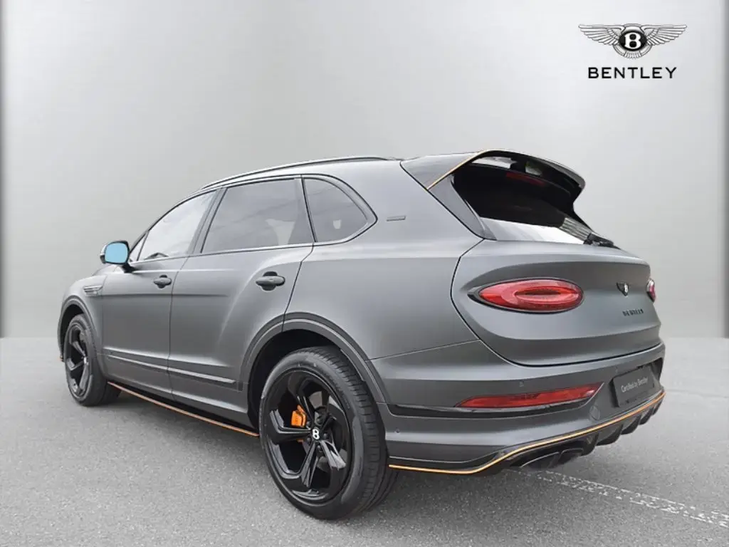 Image for 2024 Bentayga S Black Edition V8 at position 3