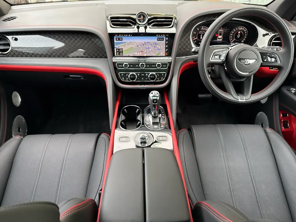 Image for 2025 Bentayga S Black Edition V8 at position 4