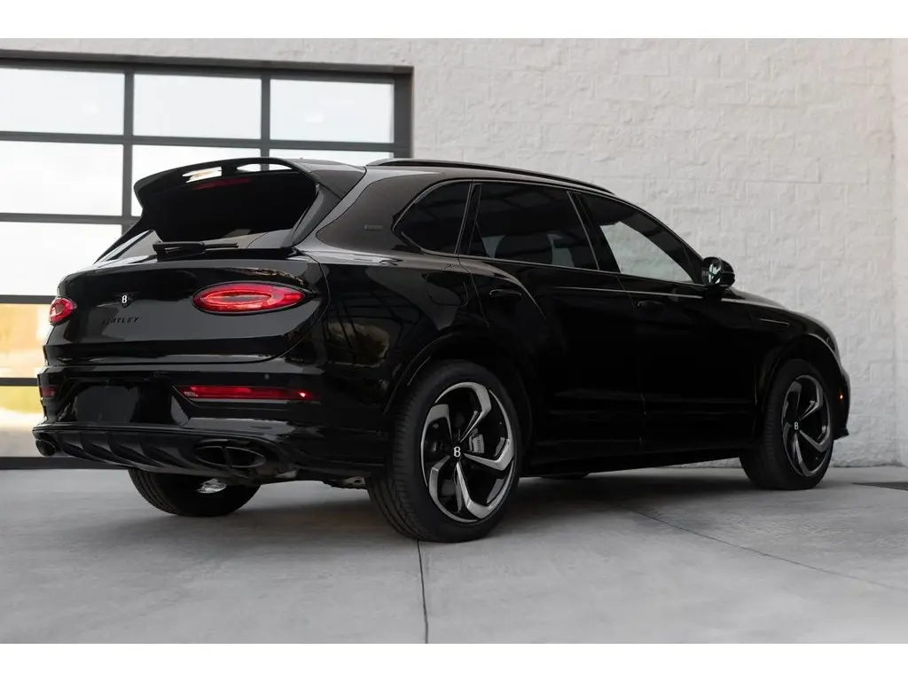 Image for 2025 Bentayga S Black Edition V8 at position 3