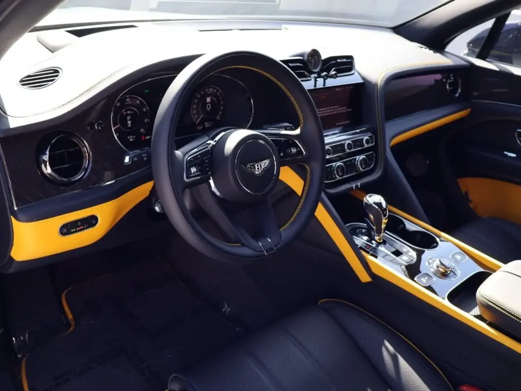 Image for 2025 Bentayga S Black Edition V8 at position 4