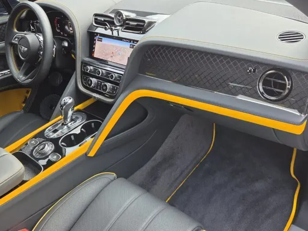Image for 2025 Bentayga S Black Edition V8 at position 2