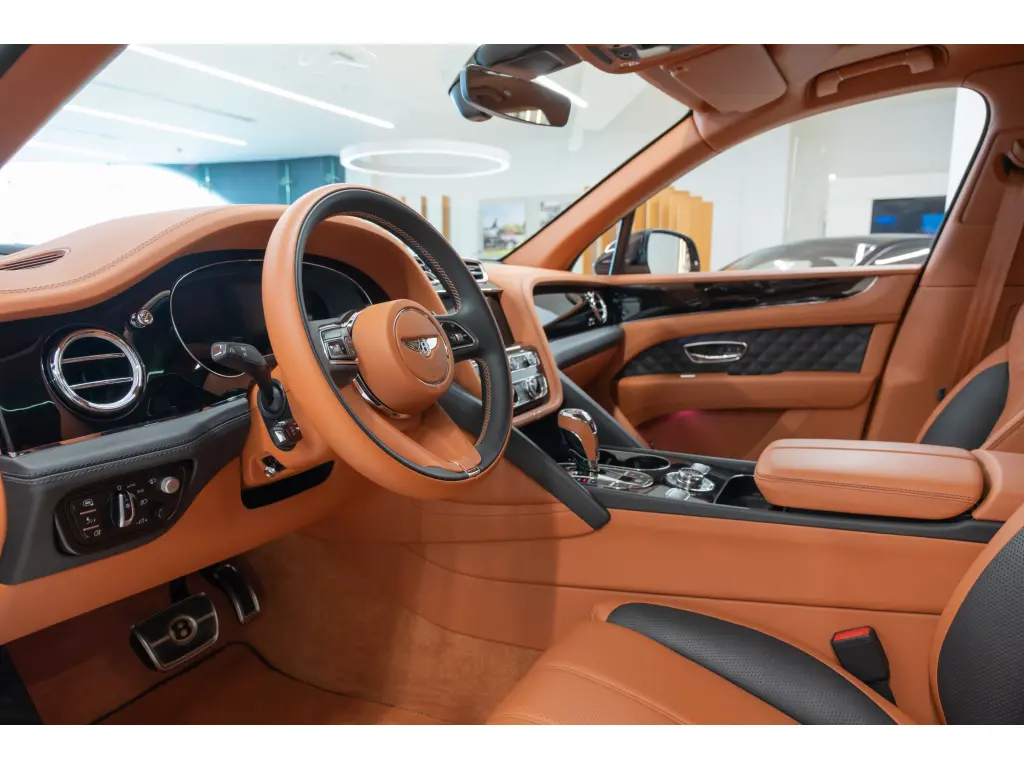 Image for 2022 Bentayga S V8 at position 2