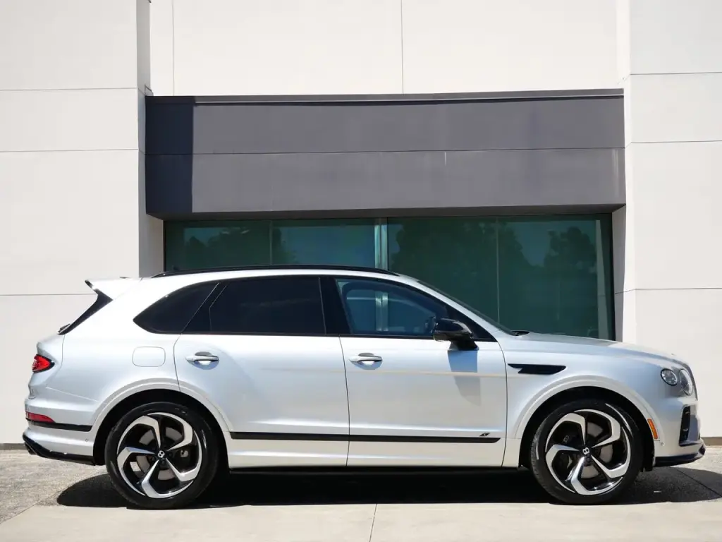 Image for 2022 Bentayga S V8 at position 5