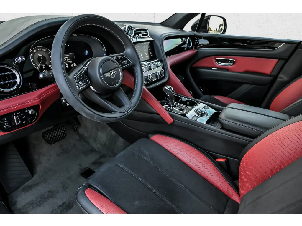 Image for 2022 Bentayga S V8 at position 4