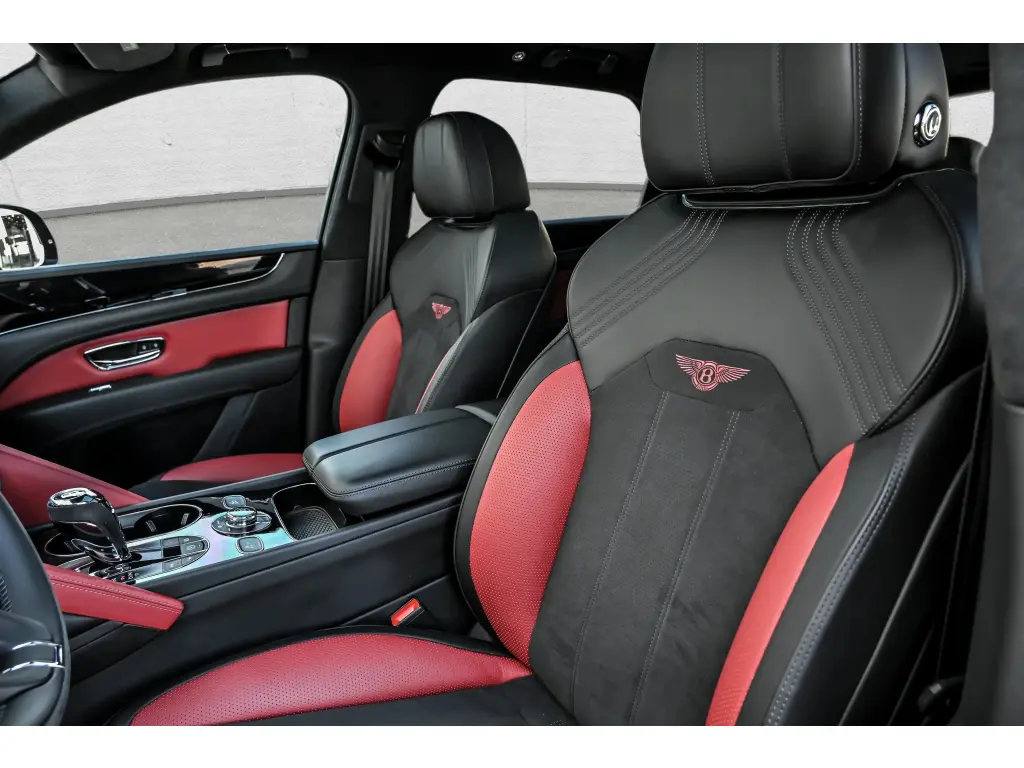 Image for 2022 Bentayga S V8 at position 2