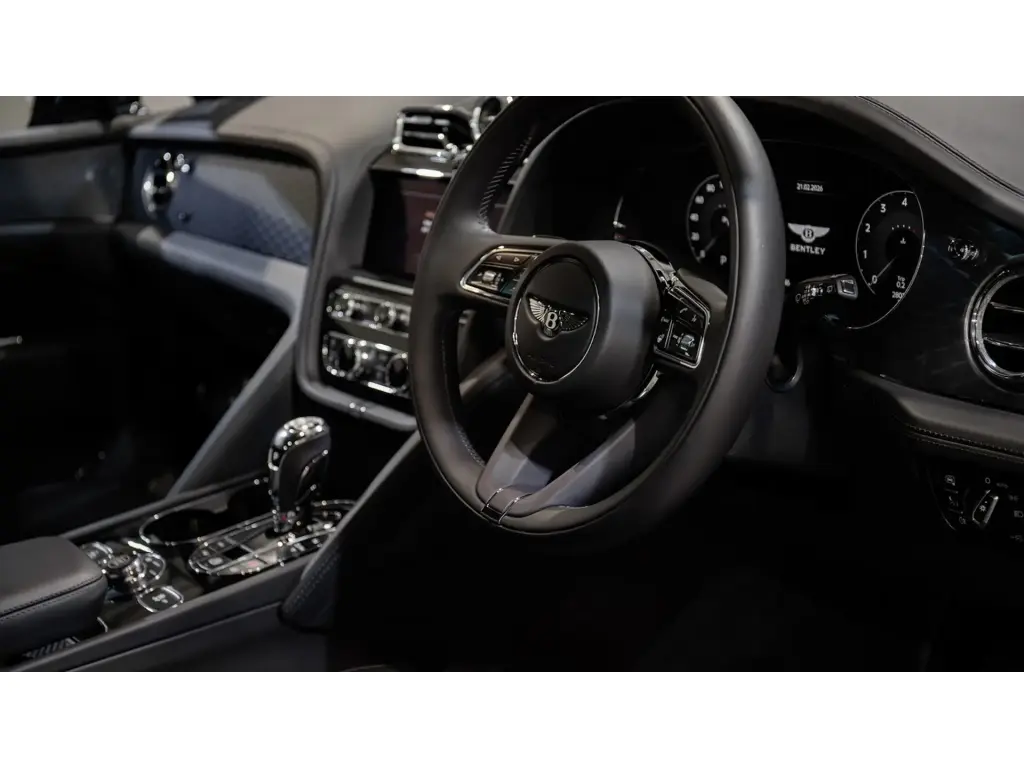 Image for 2023 Bentayga S V8 at position 2