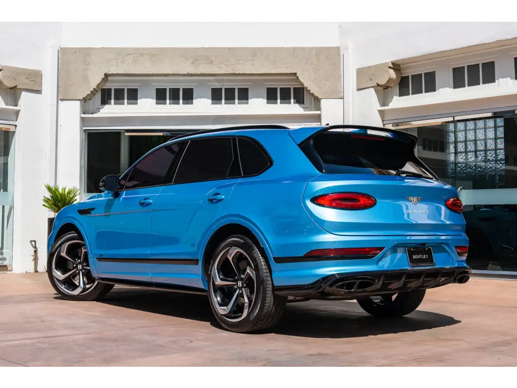 Image for 2023 Bentayga S V8 at position 3
