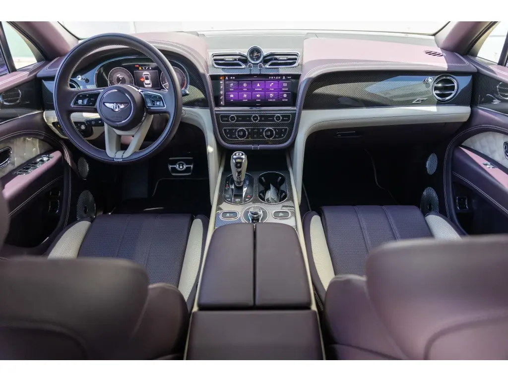 Image for 2023 Bentayga S V8 at position 4