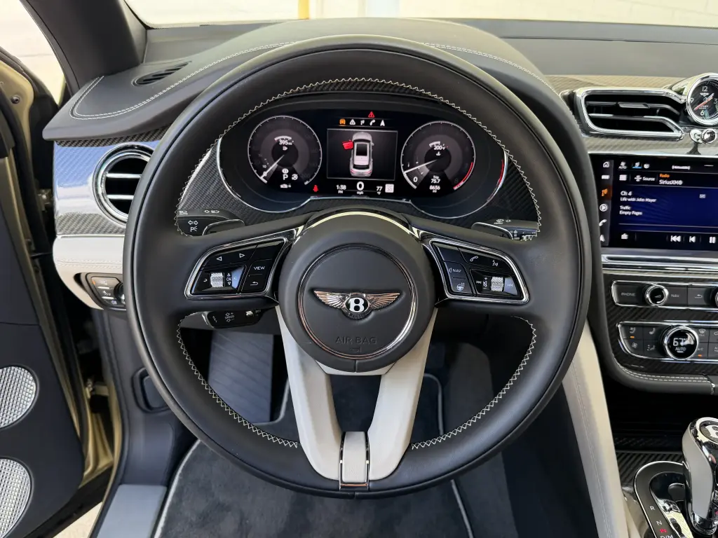 Image for 2023 Bentayga S V8 at position 4