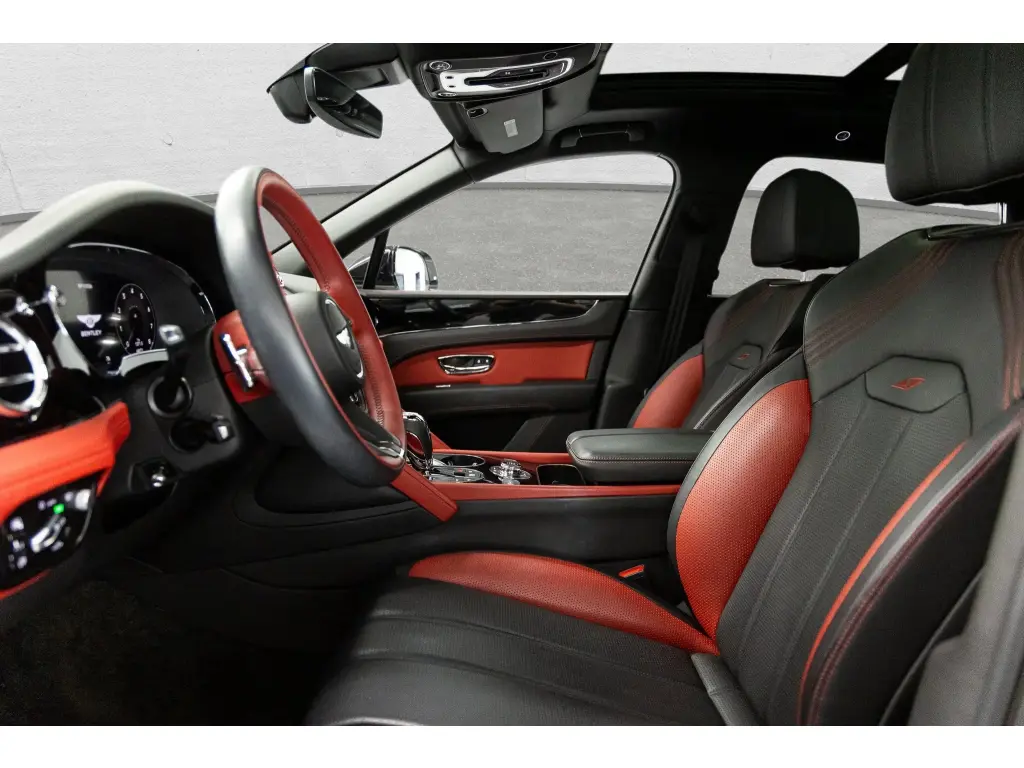 Image for 2023 Bentayga S V8 at position 2
