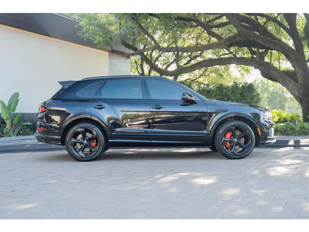 Image for 2023 Bentayga S V8 at position 5