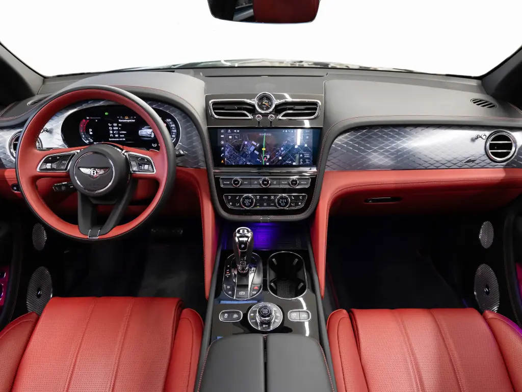 Image for 2024 Bentayga S V8 at position 4