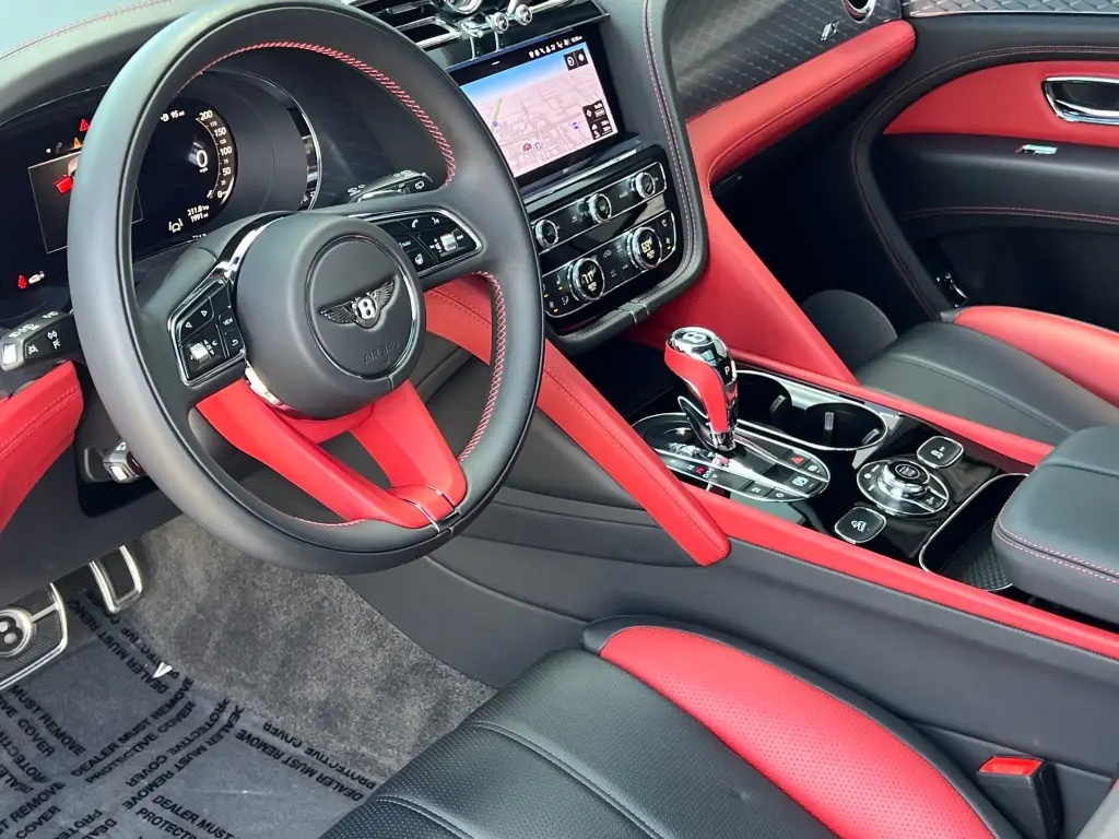 Image for 2024 Bentayga S V8 at position 2
