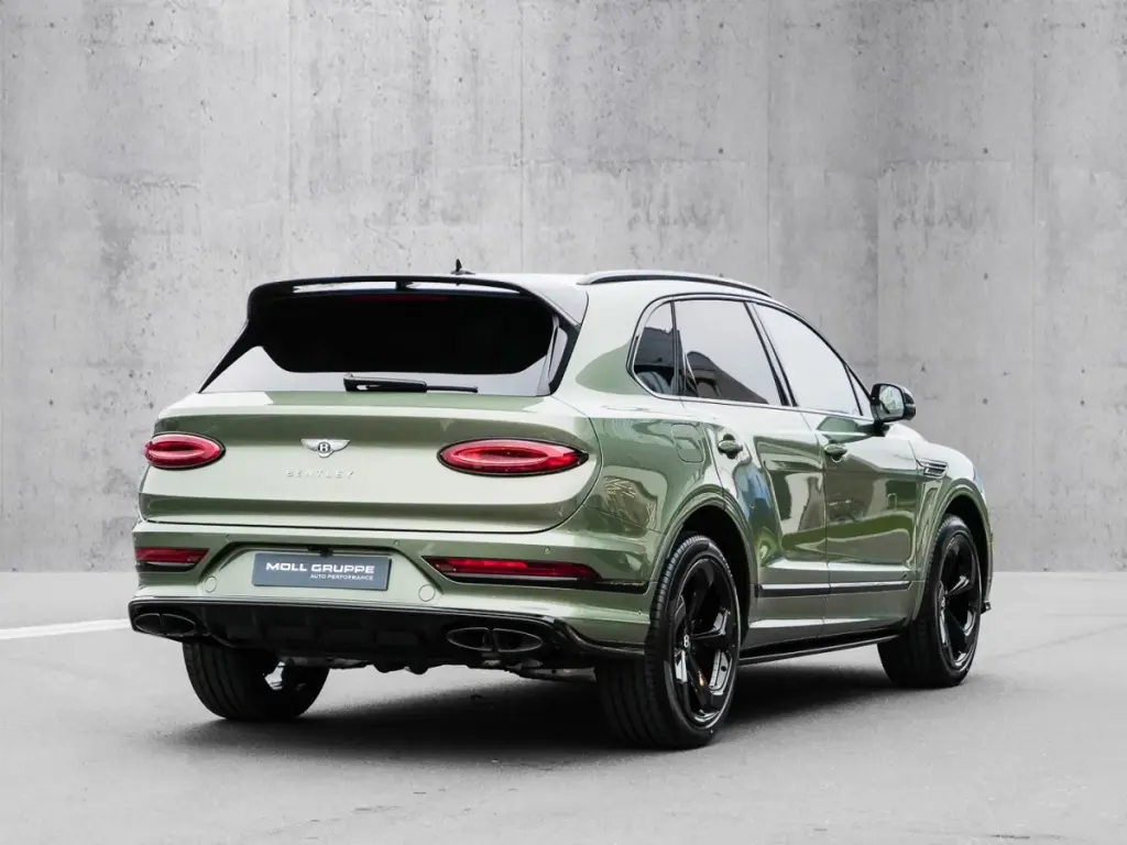 Image for 2025 Bentayga S V8 at position 3