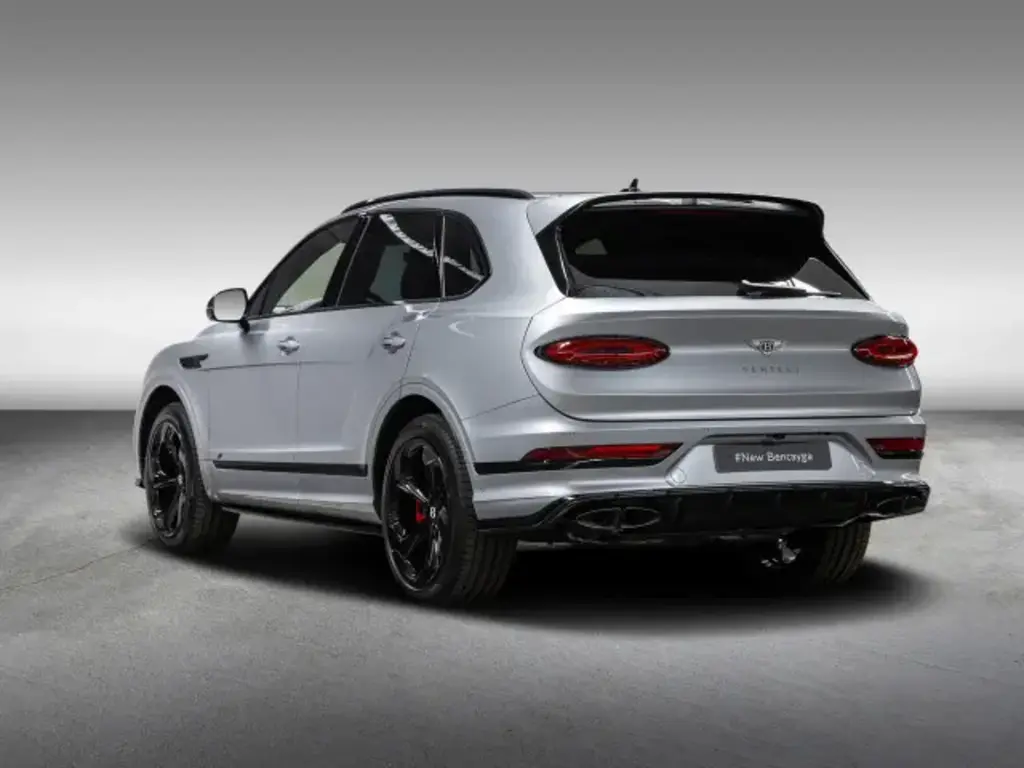 2025 Bentayga S V8 vehicle image