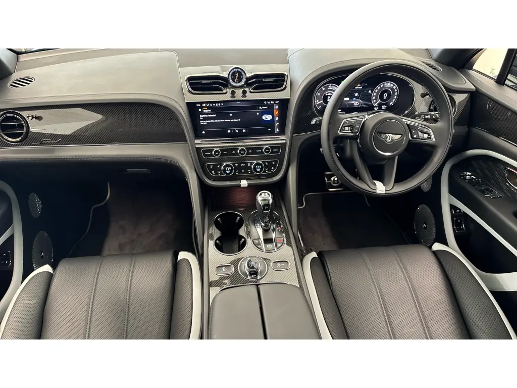 Image for 2026 Bentayga Speed V8 at position 4