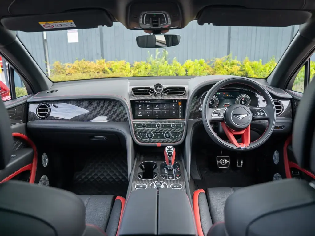 Image for 2026 Bentayga Speed V8 at position 4