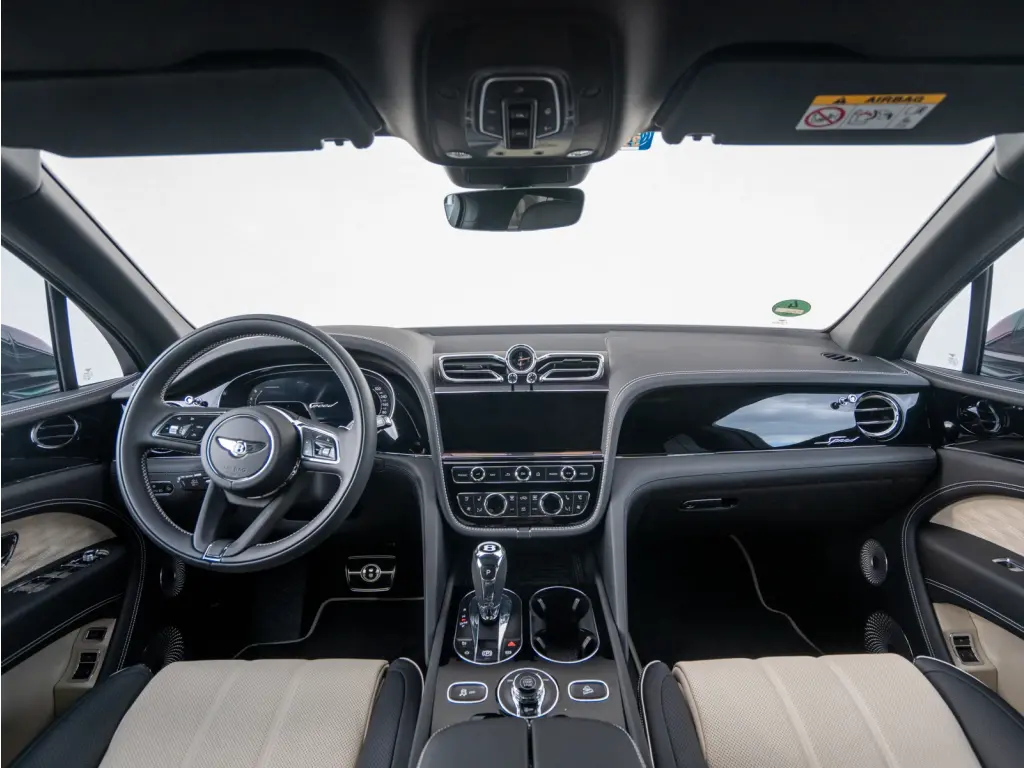 Image for 2026 Bentayga Speed V8 at position 4