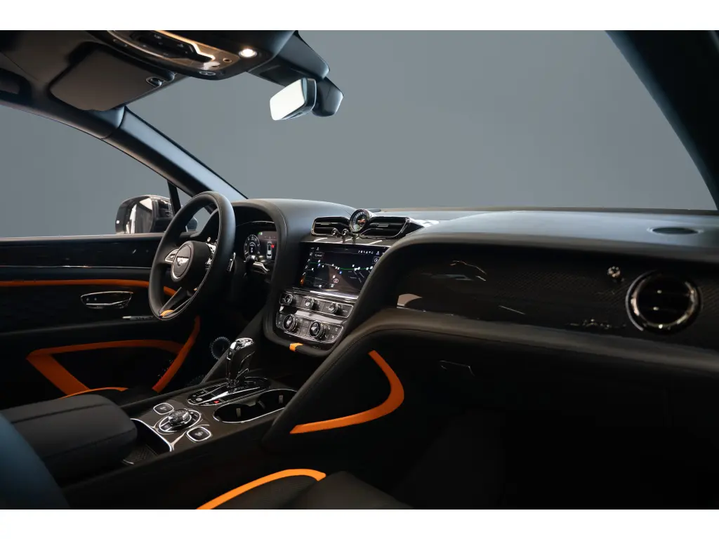 Image for 2026 Bentayga Speed V8 at position 2