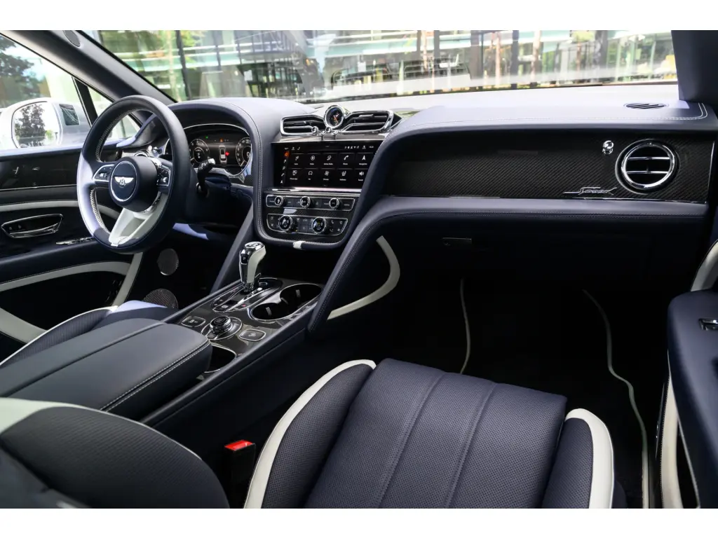 Image for 2026 Bentayga Speed V8 at position 2