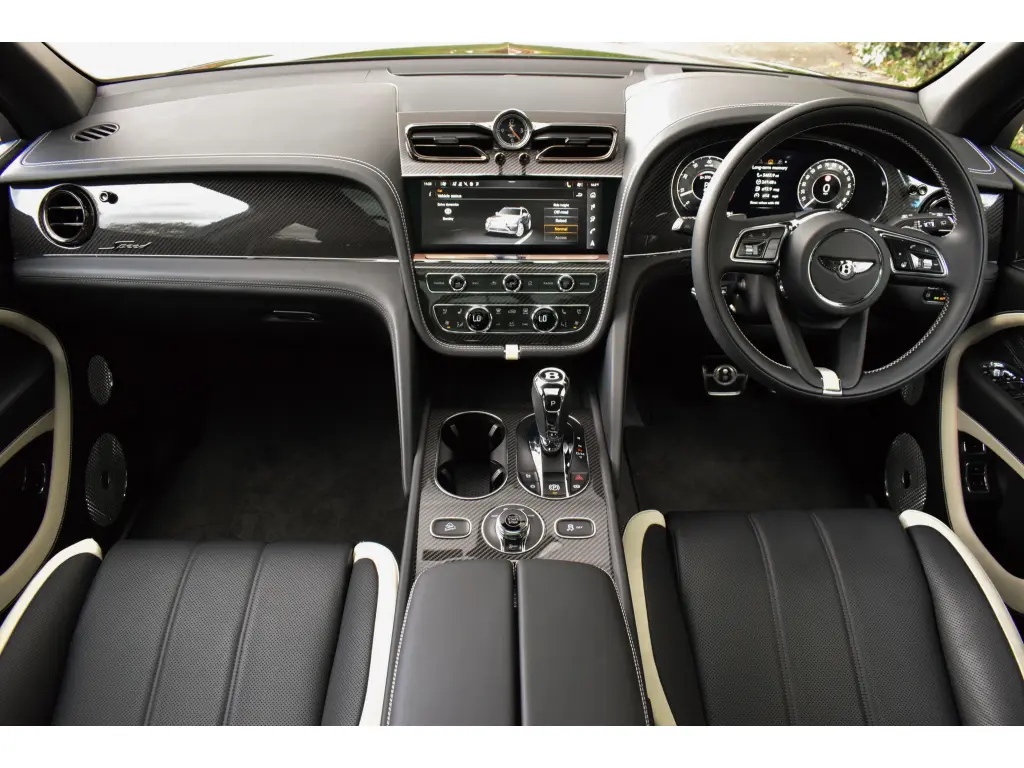 Image for 2026 Bentayga Speed V8 at position 4