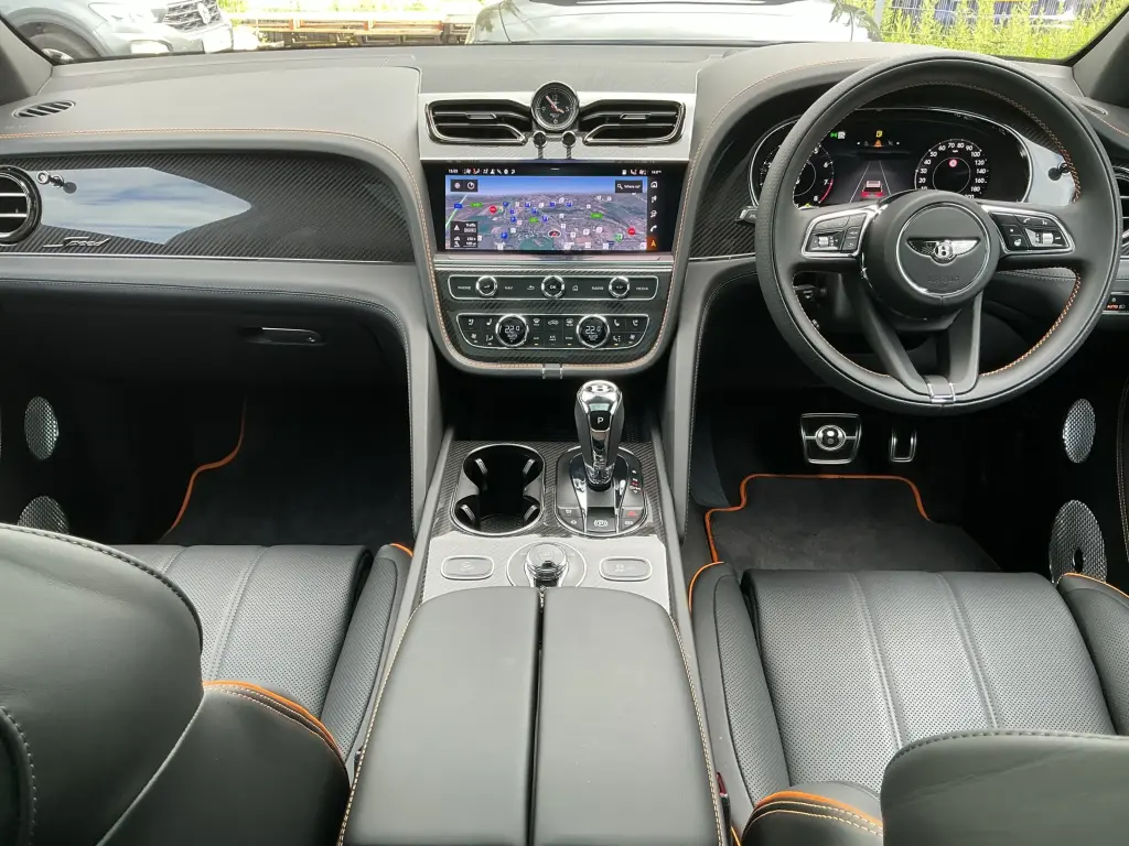 Image for 2026 Bentayga Speed V8 at position 4