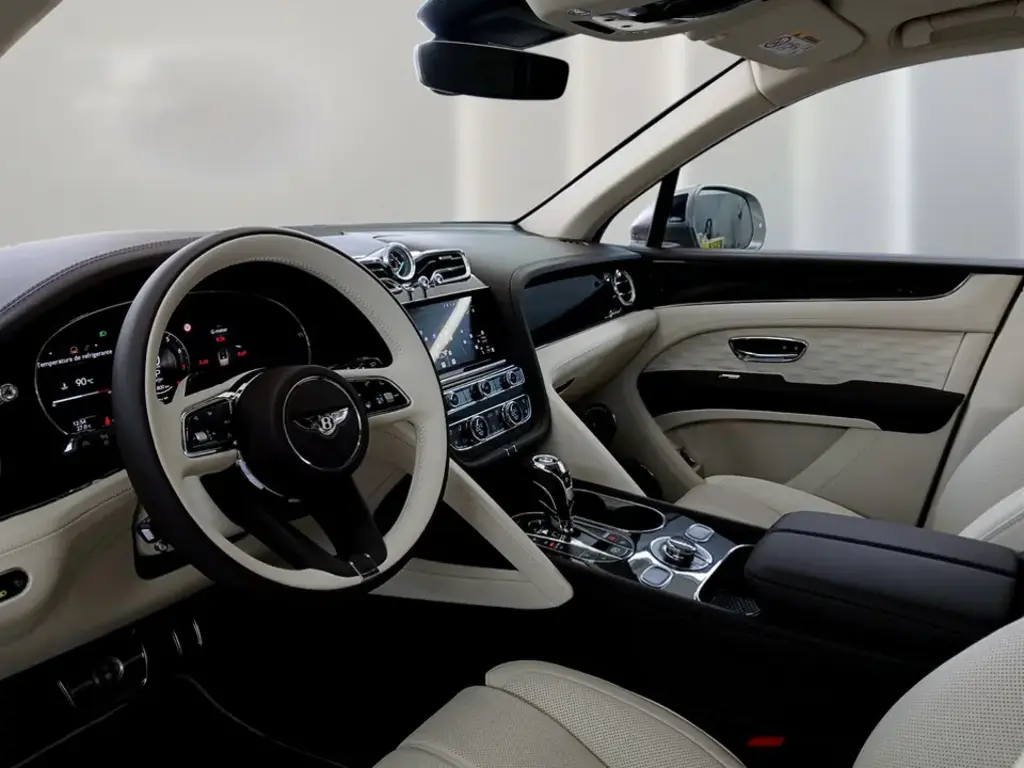 Image for 2026 Bentayga Speed V8 at position 2
