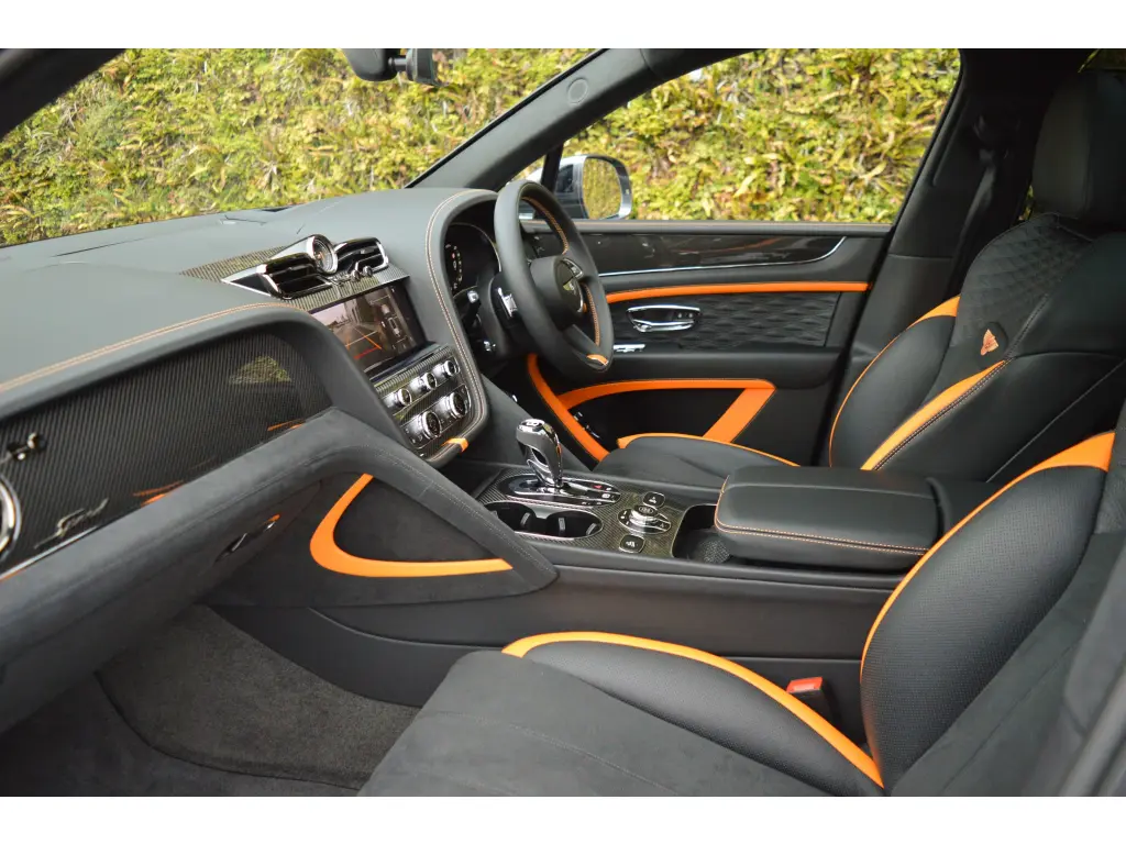 Image for 2026 Bentayga Speed V8 at position 2
