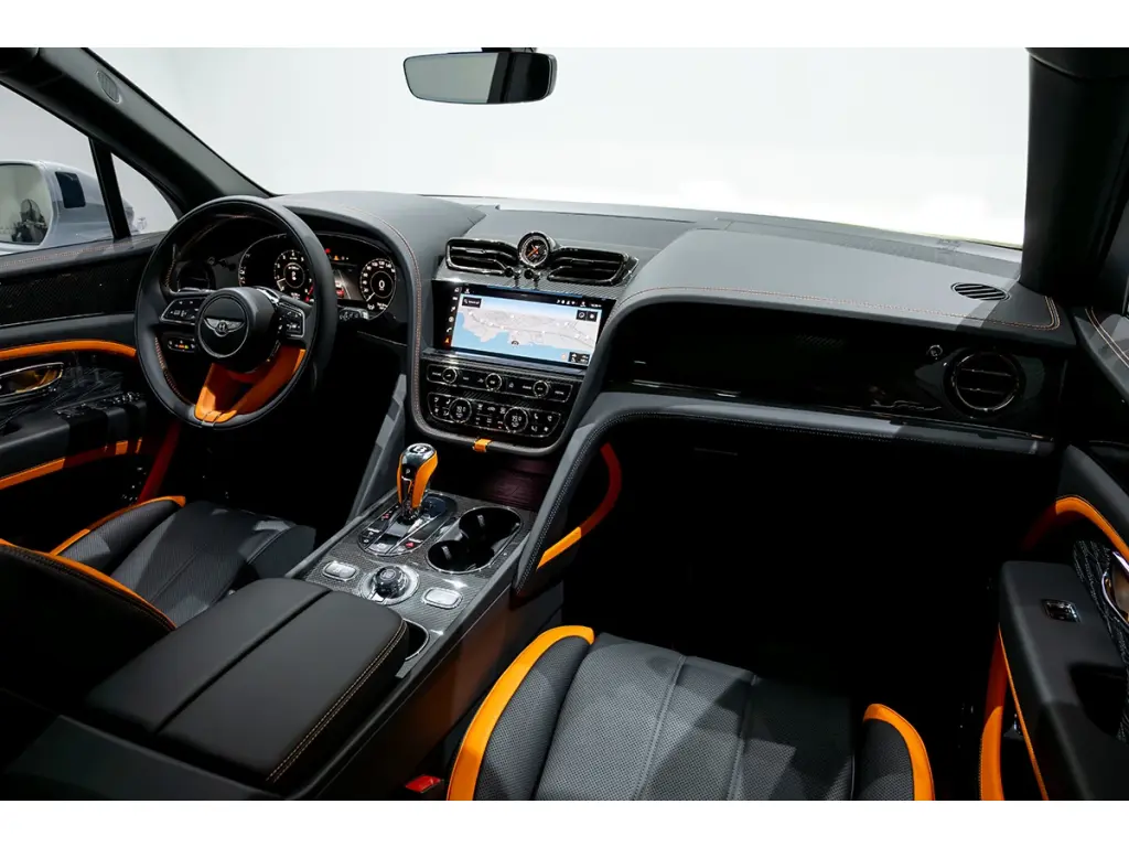 Image for 2026 Bentayga Speed V8 at position 2