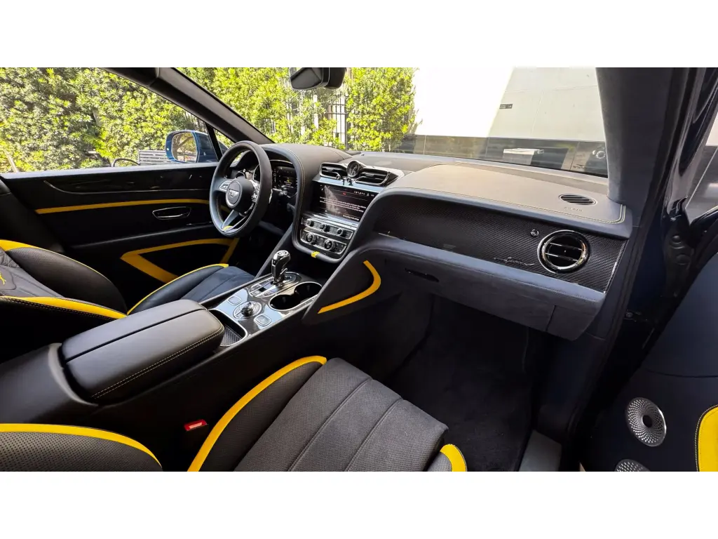 Image for 2026 Bentayga Speed V8 at position 2
