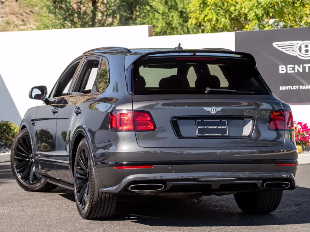 Image for 2020 Bentayga Speed W12 at position 3